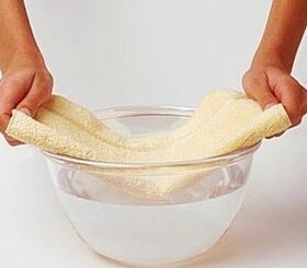 compresas con menta y sal para tratar hongos en las uñas de los pies